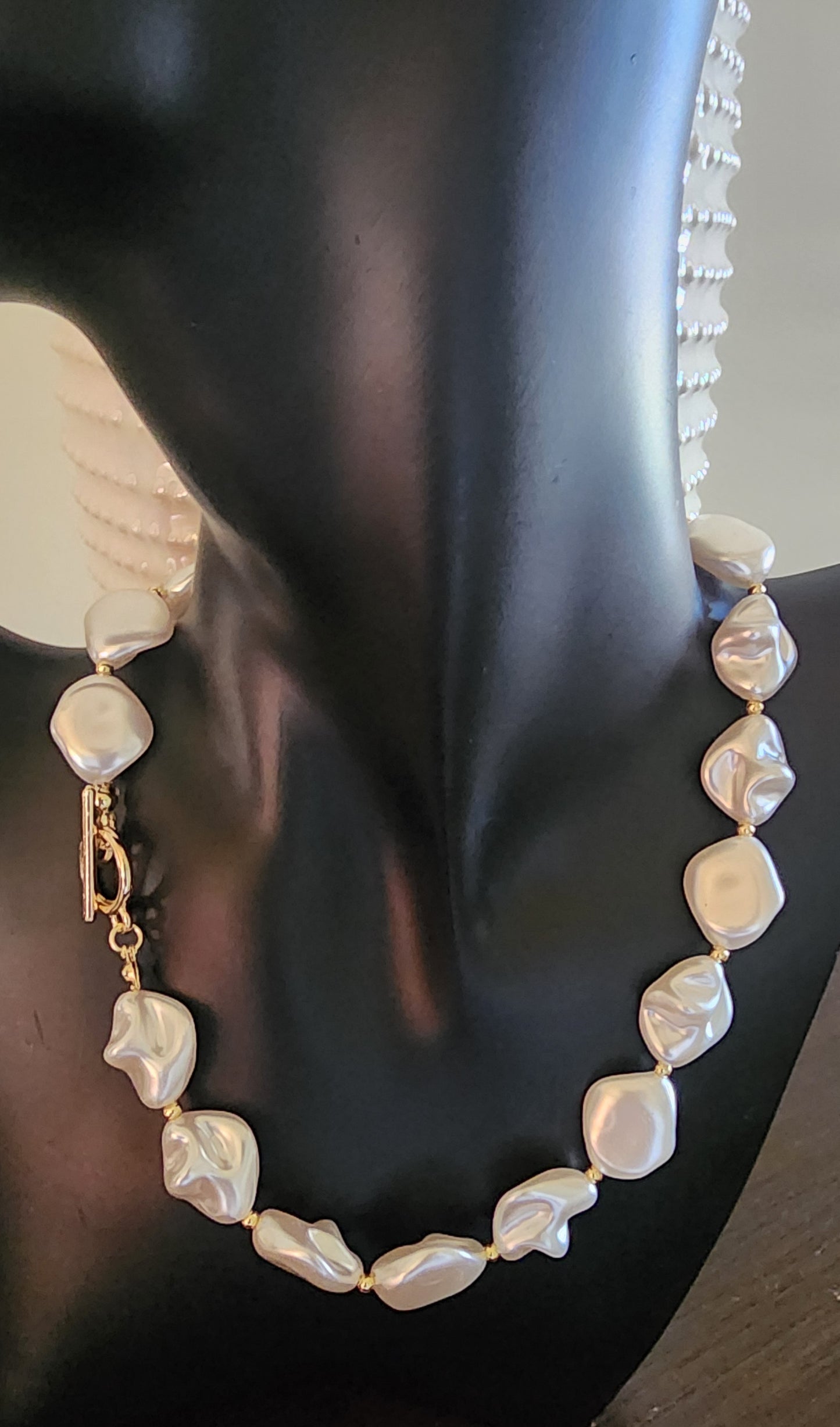 Pearlie Knot Necklace