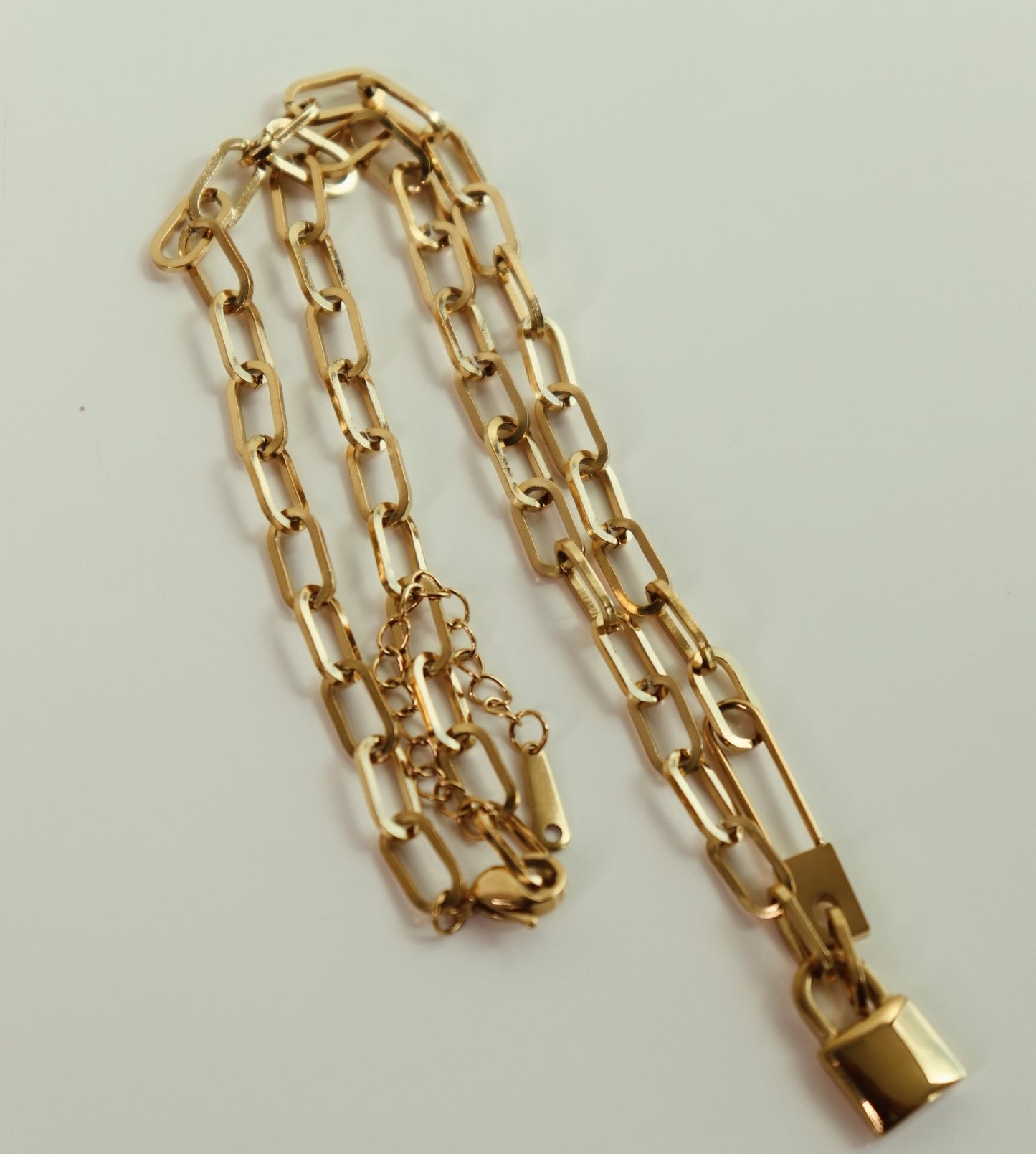 Pen & Lock Necklance