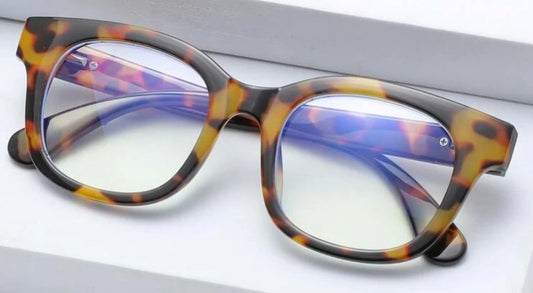 Tortoise Shell Eyewaer